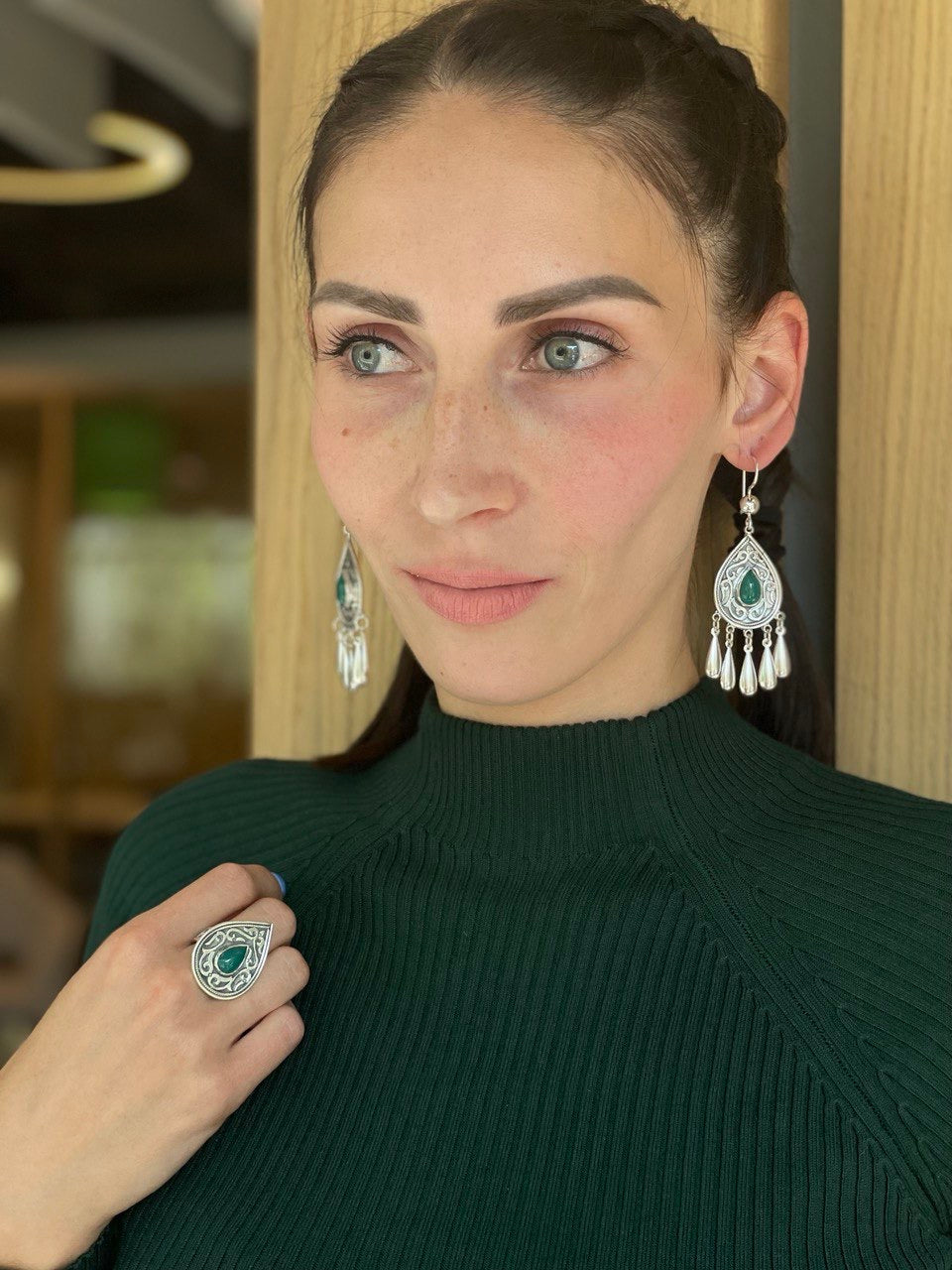 BEAUTIFUL EARRINGS with green stone